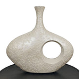 Classical Royal White Vase for Table Décor - GD683